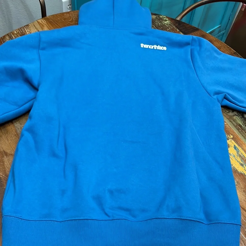 New withTags North Face Unisex Mountain Hoodie.